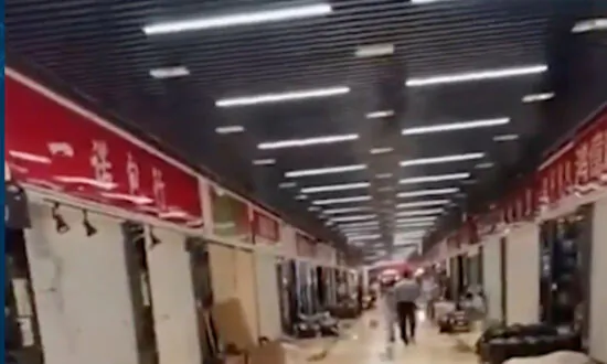 Luggage and Jewelry Stores Lose Money, Jobs Daily