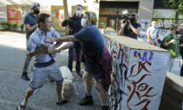 Seattle Mayor Meets With Protesters Over Dismantling Zone