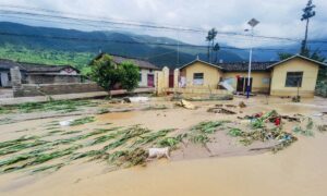 Flooding Worsens in China as Discharged Waters From Three Gorges Dam Inundate Cities