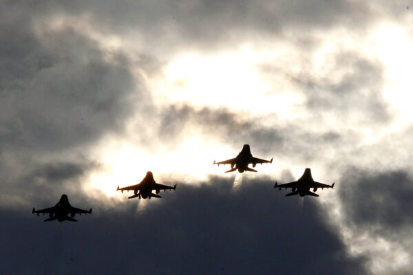 F-16
