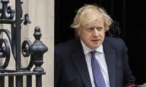 UK Offers Path to Citizenship to 3 Million Hongkongers After China Imposes National Security Law