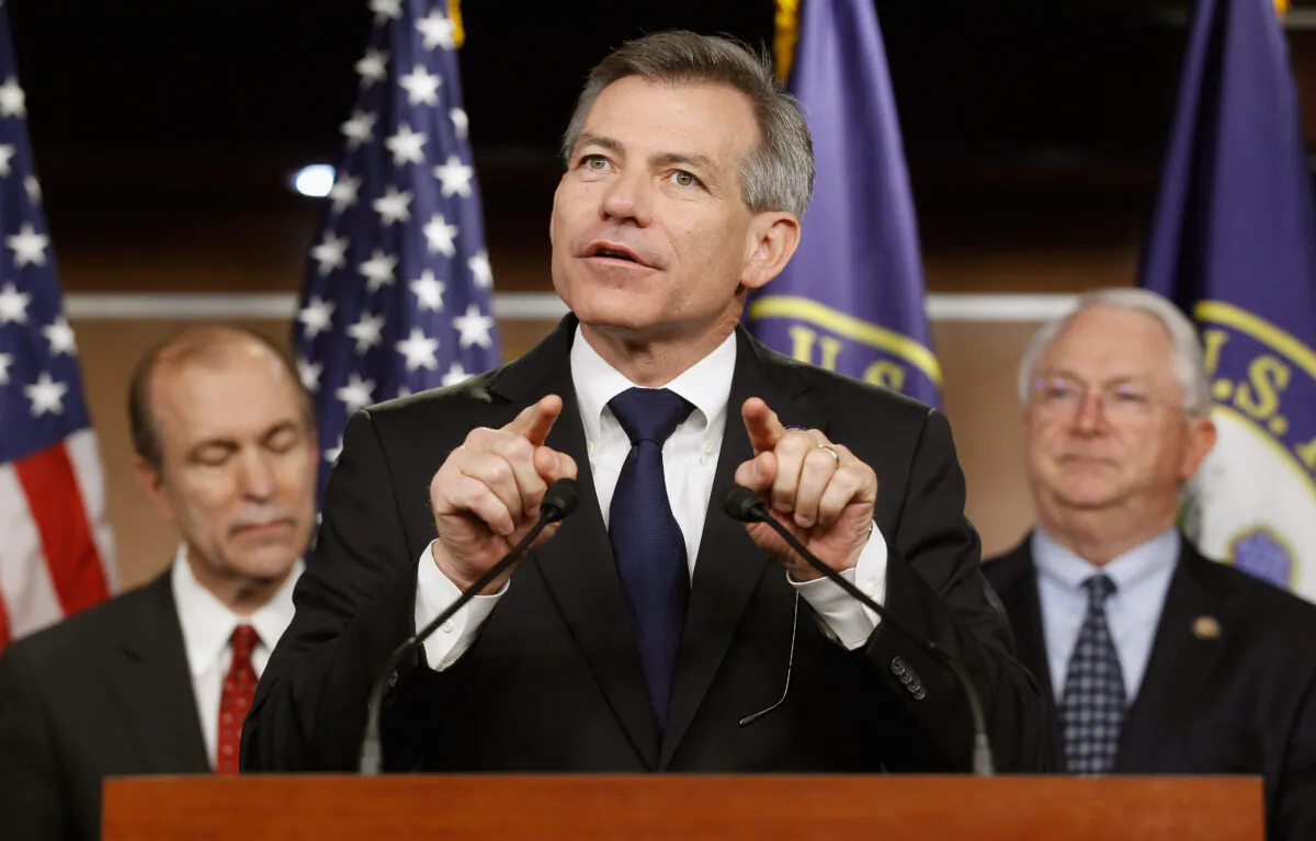 Rep. David Schweikert (R-Ariz.) (C) speaks during a news conference at the U.S. Capitol in Washington on March 29, 2011. (Chip Somodevilla/Getty Images)