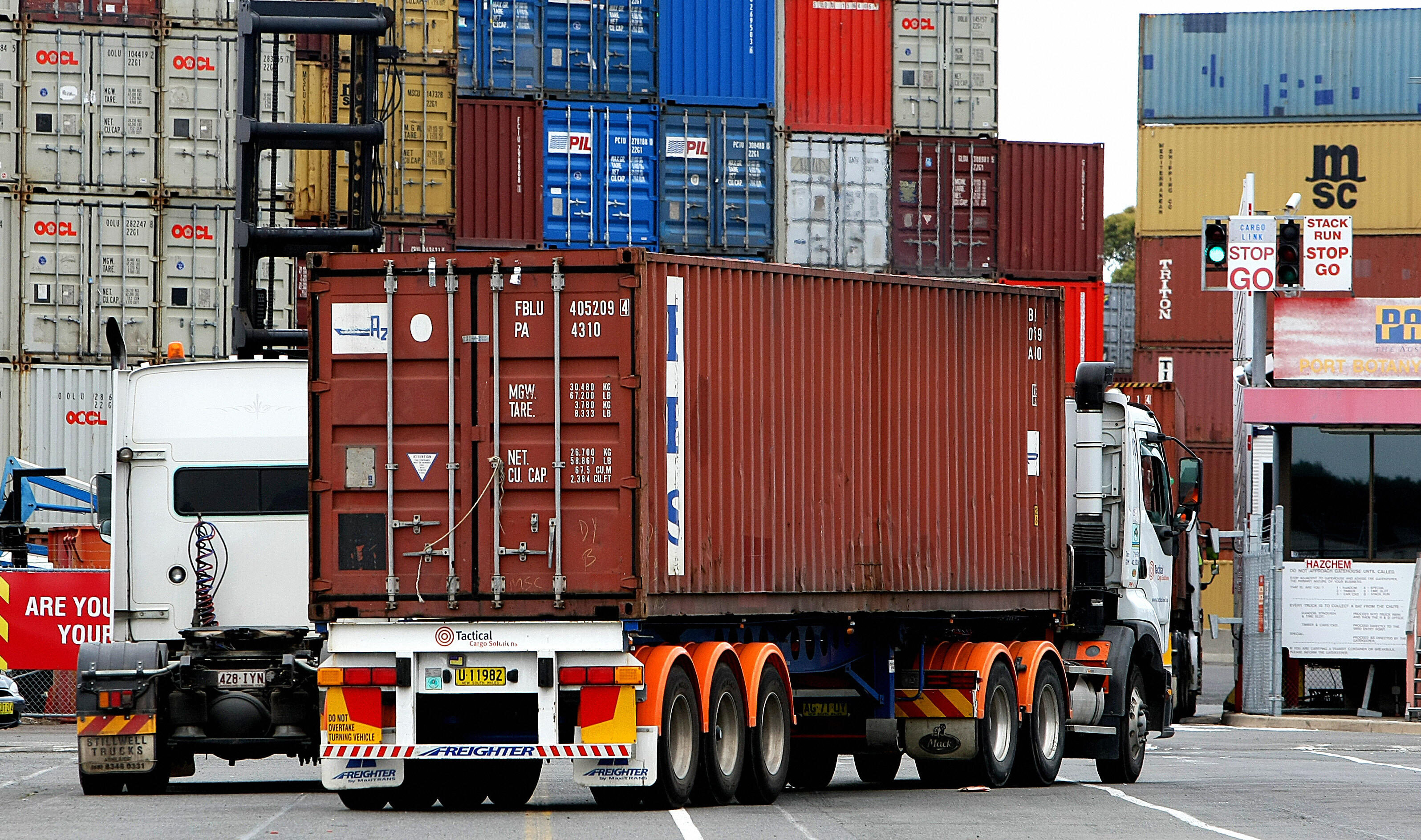 Australia Scraps Visas of Climate Protestors After Major Disruptions to Busiest Port - Vimarsana News
