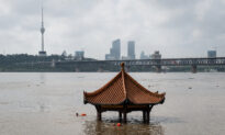 Floods Destroy Ming Dynasty Bridge; CCP Officials Told to Prepare for Global Crisis