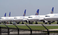 United Gets Deal With Pilots, Delta Seeks 1-Year Pay Cut