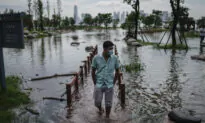 Evacuations In China As Hubei Dam Begins to Slide; Cities Issue Red Alert on Floods