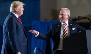 Jeff Van Drew Wins GOP Primary in New Jersey, Will Face Amy Kennedy