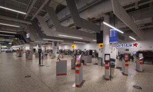 Jetstar Passengers Who Disembarked in Sydney Without COVID-19 Screening Were Checked Before Boarding