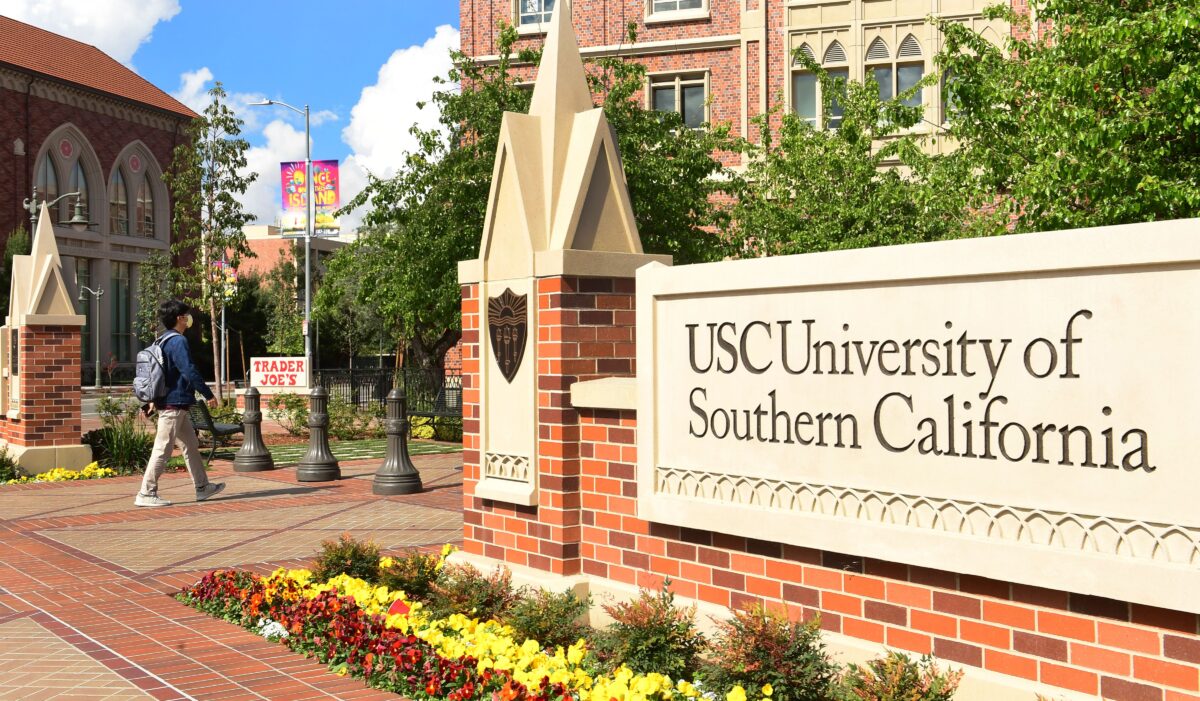 8 Dissident USC Fraternities Form New Council