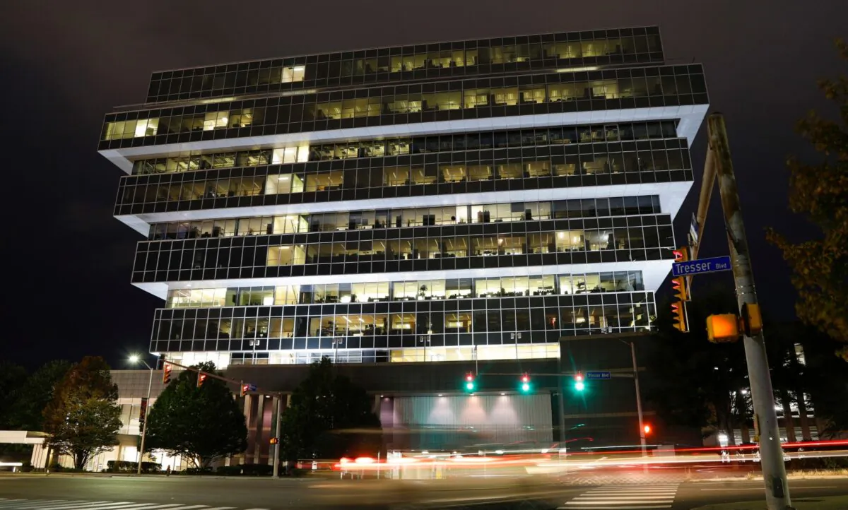 Cars pass Purdue Pharma headquarters in Stamford, Conn., on Sept. 12, 2019. (Frank Franklin II/AP, File Photo)