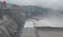 Discharge of Three Gorges Dam Worsens the Flood