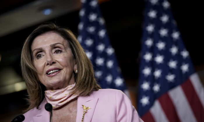 Pelosi: Congress Needs Compromise to Extend Pandemic Unemployment Aid