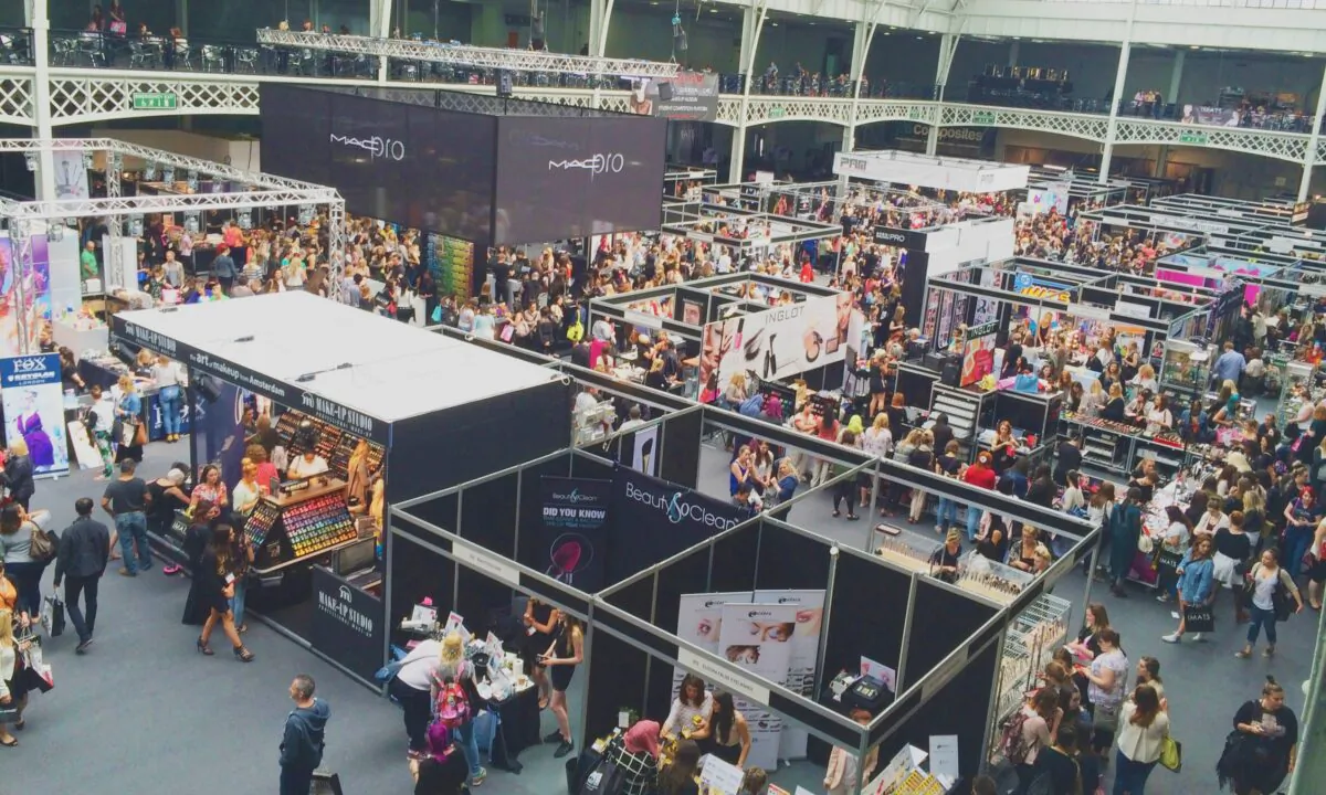 File photo showing general view of the International Make-Up Artists Trade Show (IMATS) in London (purplegillian/pixabay.com)