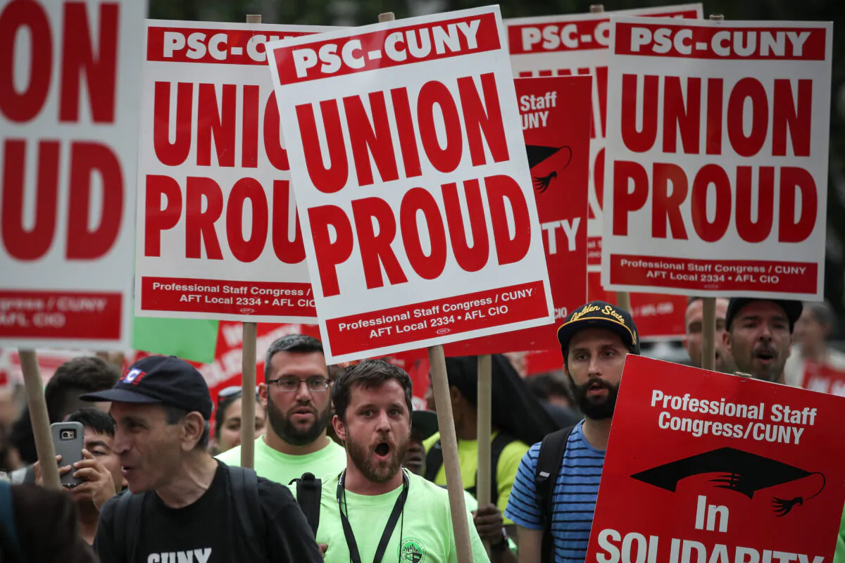 Union activists and supporters rally against the Supreme Court's ruling in the Janus v. AFSCME case, in Foley Square in Lower Manhattan, in New York City on June 27, 2018. (Drew Angerer/Getty Images)