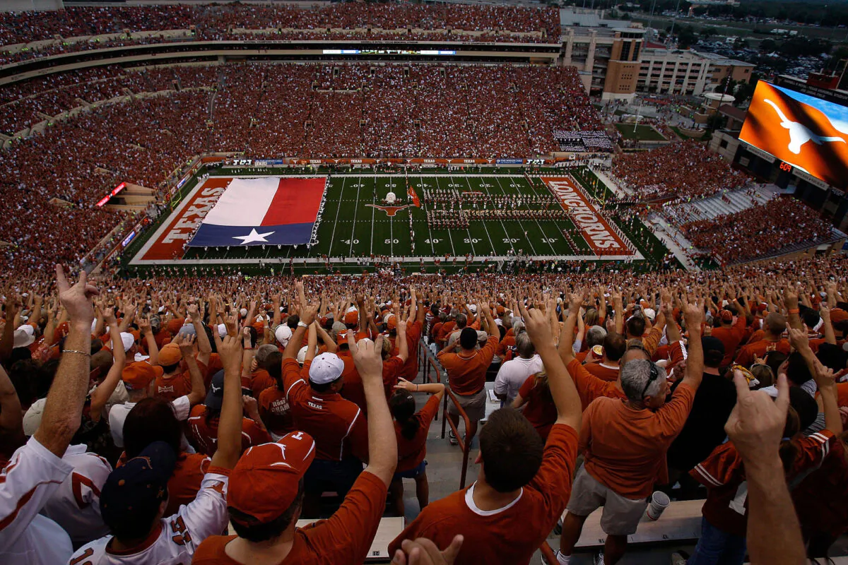 A general view of fans before a game between the Texas Tech Red Raiders and the Texas Longhorns at Darrell K Royal-Texas Memorial Stadium in Austin, Texas, on Sept. 19, 2009. (Ronald Martinez/Getty Images)