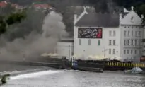 Fire Hits Museum Kampa in Prague, Smoke Reaches Exhibitions
