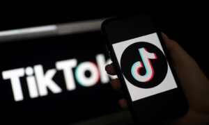 US Lags Behind India on Blocking Chinese Apps, Including TikTok