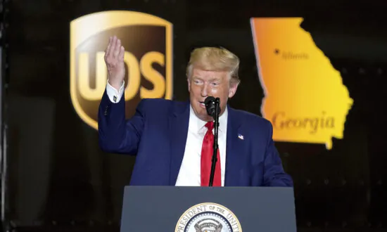 Trump Praises New Rule to Speed up Environmental Reviews for Major Infrastructure Projects