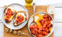 Ricotta and Roasted Tomato Crostoni (Crostoni di Ricotta e Pomodori)