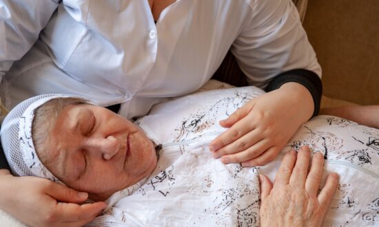 A Peaceful Death Amid the COVID Scourge