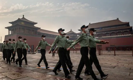 Canadians Face Greater Threat Than Americans From Investing in Chinese Companies