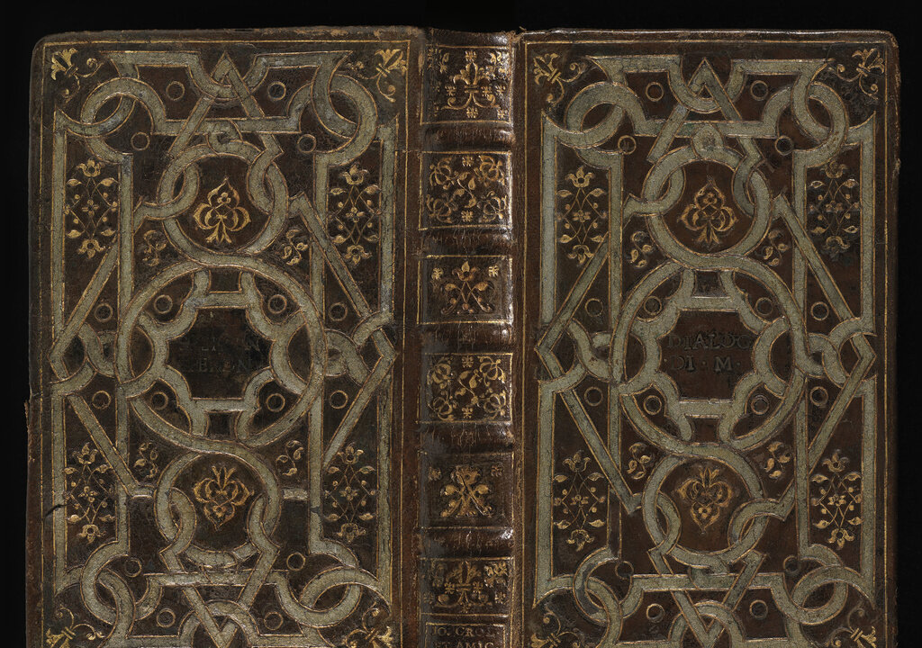 The spine, front and back cover of “Dialogues” by Sperone Speroni, 1546. (The Barbier-Mueller Foundation, University of Geneva)