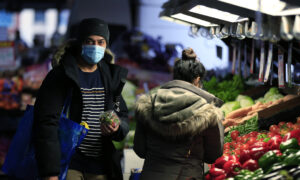 Authorities Ask Victorians Not to 'Vilify' Anyone Not Wearing a Mask