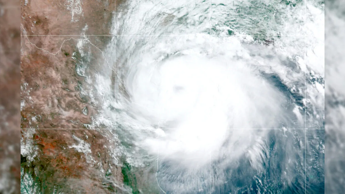 Hurricane Hanna approaching Texas at 10:20 CDT on July 25, 2020. (NOAA via AP)