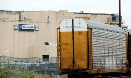 Orders for Big-Ticket Manufactured Goods Jump 7.3 Percent in June