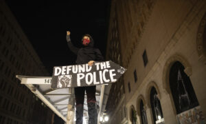 Oakland Mayor Condemns 'Agitators' After Weekend Rioting