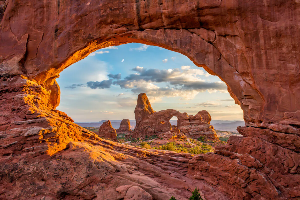 Turret Arch at Arches National Park. (anthony heflin/Shutterstock)