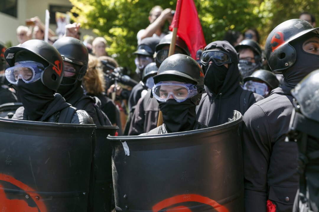 Antifa a Dangerous Organization With Similar Structure to an Islamic Terror Cell: Police Spokesperson