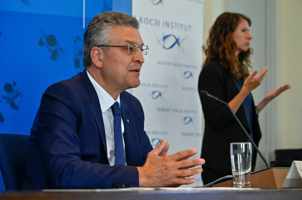 The head of Germany's Robert Koch Institute (RKI), Lothar Wieler, addresses a news conference on the spread of the coronavirus disease (COVID-19), in Berlin, on July 28, 2020. (Tobias Schwarz/Reuters)