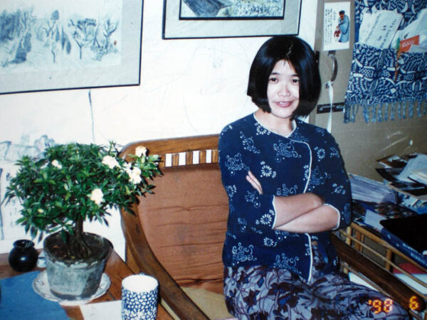 Beijing artist Ms. Xu Na. (courtesy Minghui.org)