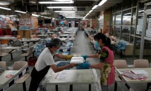 Hong Kong Economy Contracts 9 Percent in Latest Quarter