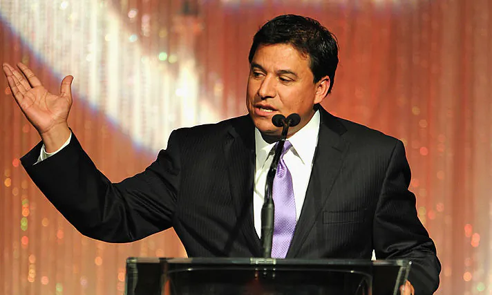 Councilman José Huizar speaks at The Midnight Mission's 11th Annual Golden Hearts Awards in Beverly Hills, Calif., on May 9, 2011. (Alberto E. Rodriguez/Getty Images)