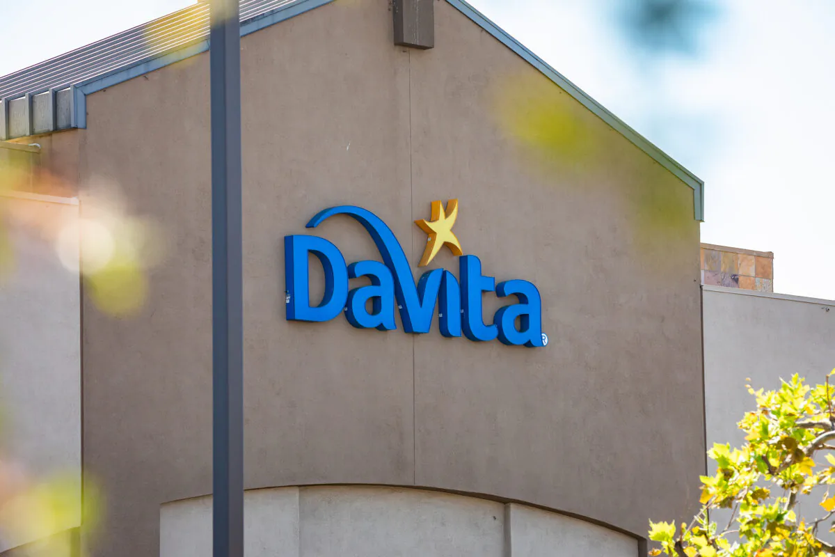 A DaVita kidney dialysis center in Van Nuys, Calif., on Aug. 31, 2020. (John Fredricks/The Epoch Times)
