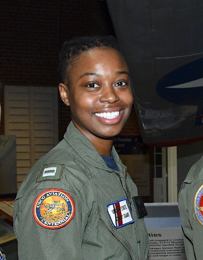 Guard Becomes Black Woman Fly Seahawk Helicopter Join Flight School
