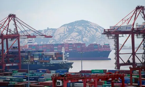 China’s Foreign Exchange Reserves Are Running Out