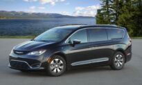 2020 Chrysler Pacifica Hybrid Limited