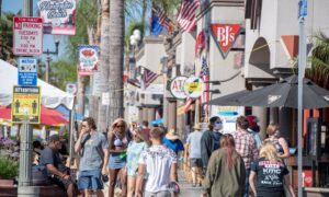 Orange County Awards $1,000 Grants to COVID-Safe Restaurants