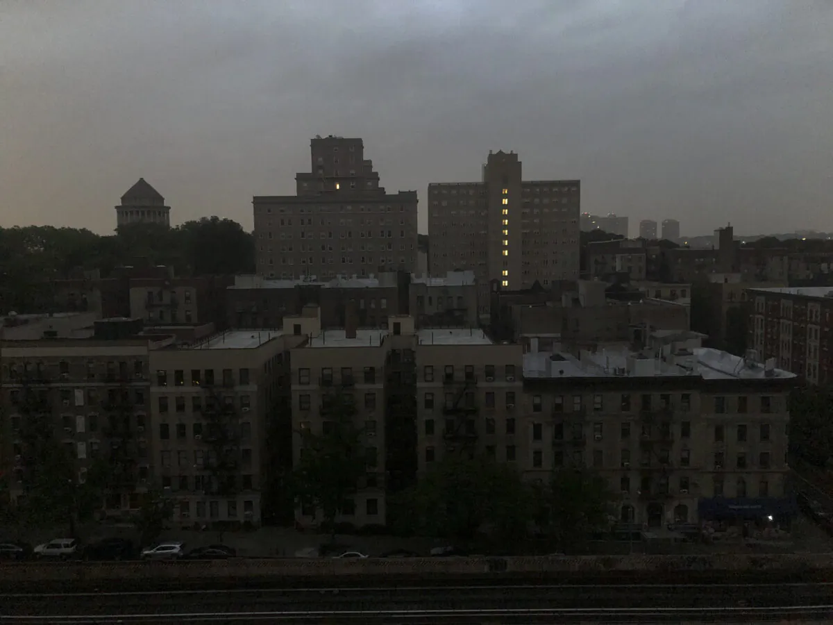 Buildings in Harlem sit dark during a power outage, N.Y., on Aug. 7, 2020. (Candice Choi/AP Photo)