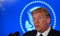 Trump Vows to Use Executive Order to Extend Jobless Benefit