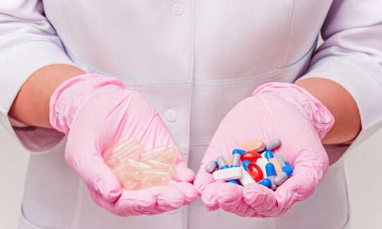 Placebos Cut Distress—Even When You Know They’re Placebos