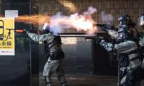 UK Lawmakers Urge Sanctions on HK Officials Due to Excessive Police Force