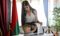 Belarus Holds Tense Presidential Vote; Aide Flees