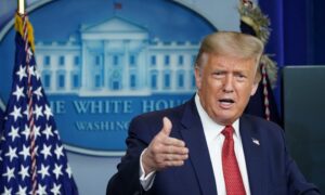 Trump Calls on NFL, NBA Players to Stand During National Anthem