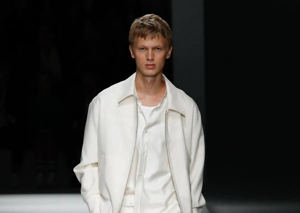 A model walks the runway at the BOSS Spring/Summer 2019 Collection in New York City. (JP Yim/Getty Images)