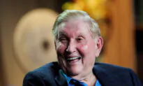 Sumner Redstone, Billionaire Media Mogul, Dead at 97