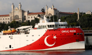 Greek PM Welcomes Return of Turkish Vessel to Base, Calls It 'Positive First Step'